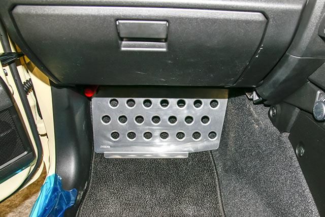 OKUYAMA CARBING Passenger Plate - Suzuki Jimny JB64W (R06A)